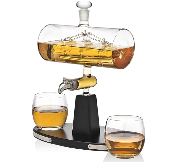 Ship Decanter set with 2 glasses